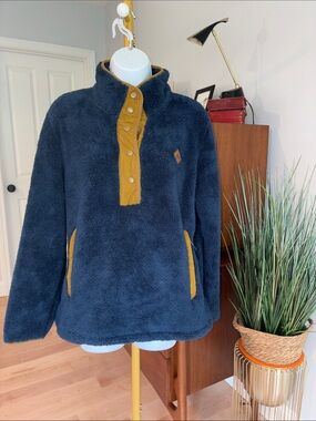 Navy fleece Pullover Jacket with Mustard Accents